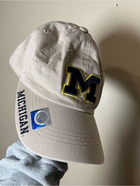 University of Michigan Beige Dad Hat with Navy Yellow 'M' March Madness NCAA